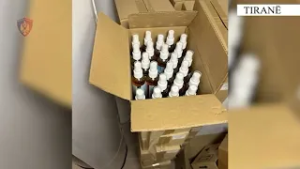 Sekuestrohen 10 mijë suplemente të skaduara në Tiranë