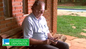Aprovado projeto que determina acesso de idosos a tecnologias de comunicação - 27/02/2026