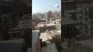 من أسرة واحدة .. إصـ..ـابة 4 أشخاص في انهـ..ـيار سقف منزل مكون من 3 طوابق بالمحلة