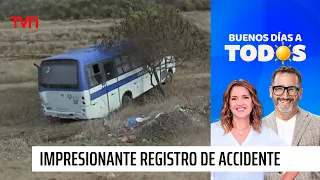 "Get out!": Stunning footage of bus falling into a ditch in Coquimbo | BDAT