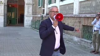 Ostia: Disability flash mob outside the Municipal headquarters