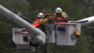 Widespread power outages affect New London County during nor'easter