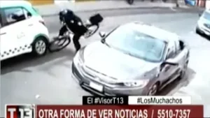 T13 - VISOR LUNES ABRIL 22