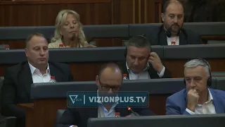 Albunela Haxhiu kryetare e Kuvendit, Parlamenti në Kosovë e zgjedh me 62 vota pro e 16 kundër