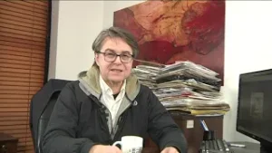 Musisz to wiedzieć (2048) Hej owieczki, uważajcie na wpuszczone między was wilki w "owczej skórze"