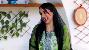 قرص مفتوت والبلاليط .. وصفات رمضانية شهية من يدي مريم الظنحاني وزينب المطروشي تمازحها