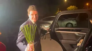 Nicușor Dan arrives at the political wedding of the year with his partner