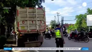 Puluhan Truk di Pantura Ditilang Polisi