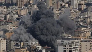 ООН сообщает о десятках тысяч перемещенных лиц в Ливане в результате израильских ударов.