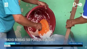 Tradisi Berbagi 500 Porsi Bubur Suro di Masjid Suro, Palembang
