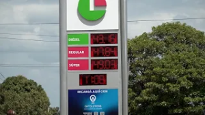 Precios de los combustibles y sus derivados se mantienen congelados
