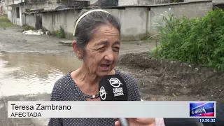 RESIDENTS DEMAND COMPLETION OF THE PROJECT