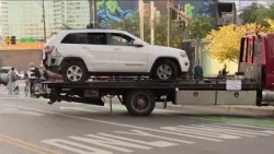Crash-and-grab burglary in Chicago's West Town area