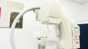 Depistimi për kancer gjiri - Specialistët- Kontrollet nuk duhet të kufizohen vetëm në “Tetorin Rozë”