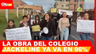 Colegio lleva dos años sin sede nueva y familias salieron a protestar | CityTv | ArribaBogotá