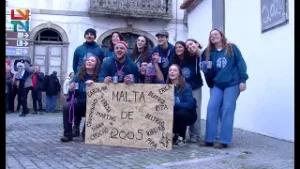 Madeiro de Penamacor já está no adro da Igreja