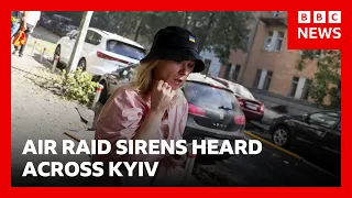 Air raid sirens heard across Kyiv | BBC News