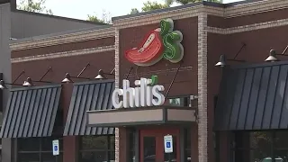 DoorDash driver carjacked at gunpoint outside of Chili's in East Memphis, police say