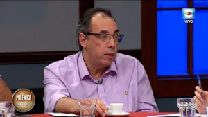 ¡Pablo Menoni en POLÉMICA EN EL BAR!