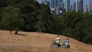 Heatwave: 40,000 people without water in France, nurses fainting in British hospitals