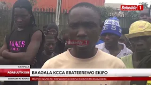 Okugoba abatembeeyi ku nguudo z’omu Kampala,  n’abakola bizinensi endala bali mu maziga.