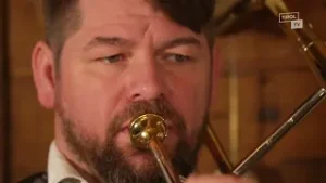 "iazt isch da rauche winter do"