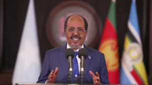 Madaxweynaha JFS Dr. Xasan Sheekh oo ku bogaadiyey Xildhibaanada Labada Aqal ee BFS allaabada taarii