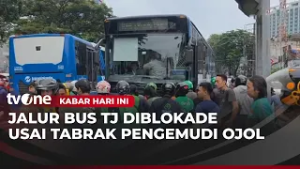 Bus Transjakarta Tabrak Pengemudi Ojol | Kabar Hari Ini