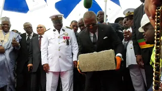 DOUALA : LE PREMIER MINISTRE LANCE LES TRAVAUX D’UN HÔTEL FUTURISTE À BONANJO