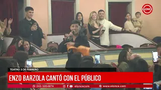 ENZO BARZOLA CANTÓ CON EL PÚBLICO