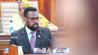 Xil. Gamaadiid "Sharcigaan na loo keenay hal wax oo faa'ido ah ama ujeedo laga leeyahay waa fahmi...
