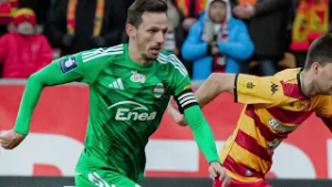 Remis na terenie lidera