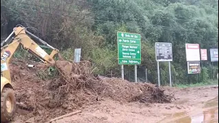 VIDEO  SE TRABAJA CON MAQUINARÍA PESADA EN CORRAL