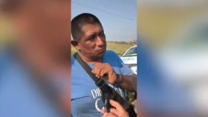 Volcadura de camión deja dos personas fallecidas y tres lesionadas