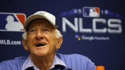 Bob Uecker’s family shares message ahead of World Series kickoff