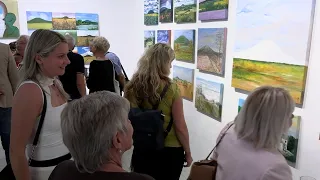 ROUDNICE N. L: Senioři z Ateliéru Výtvarka vystavují v roudnické galerii
