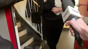 UN BIJOUTIER BRAQUÉ ET LIGOTÉ CHEZ LUI