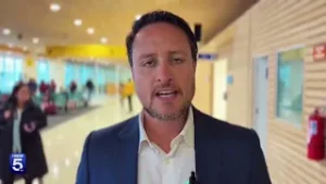 MUNICIPALIDAD DESTITUYE A 54 FUNCIONARIOS POR VIAJES AL EXTRANJERO ESTANDO CON LICENCIA MÉDICA