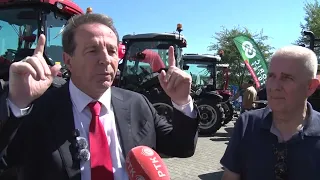 Bogoljub Karić u Kragujevcu najavio kandidaturu za predsednika ili premijera Srbije