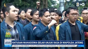 Ratusan Mahasiswa Gelar Unjuk Rasa Di Mapolda Jateng