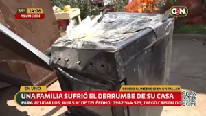 Incendio en taller mecánico dejó a una familia sin hogar