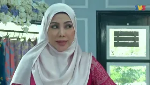 [CLIP] Pink Smile: Ep 1 - Luna Ni Tak Padan Dengan Kecil, Dah Cerita Pasal Kahwin | Tonton