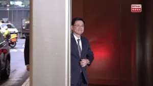 李家超抵京準備列席人大會議開幕會