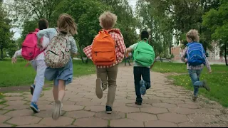 Koliko su teški dječji ruksaci? Teret škole ne bi trebao biti na leđima