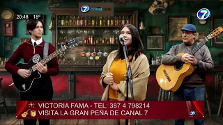 La Joven VICTORIA FAMÁ nos cautivo con sus canciones en La Gran Peña del 7