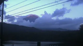 西湖ライブカメラ タイムラプス映像（2026年8月12日） 提供：UTYテレビ山梨