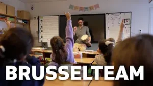 Op stap met het Brusselteam: 'Dit jaar vijf scholen in crisis kunnen helpen' | BRUZZ