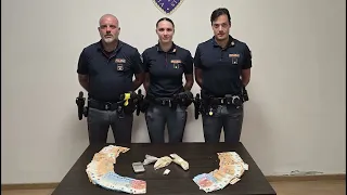 Arrested with over 140 grams of narcotics and 17 thousand euros in his car