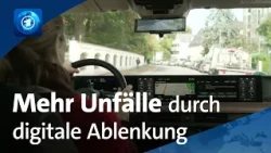 Studie der Allianz: Displays im Auto erhöhen Unfallgefahr drastisch