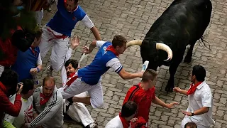 Spagna, San Fermín a Pamplona: nove feriti nel quarto encierro